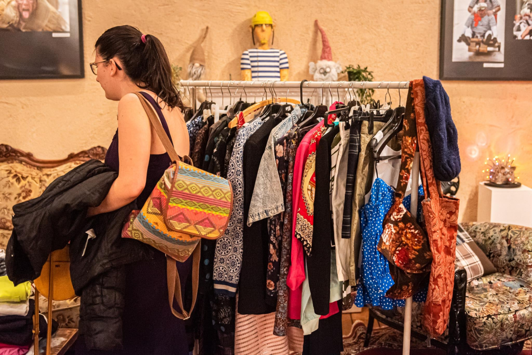 Na Buvljaku u Azimutu danas se dalo ugrabiti itekako dobrih komada odjeće: Donosimo fotogaleriju 