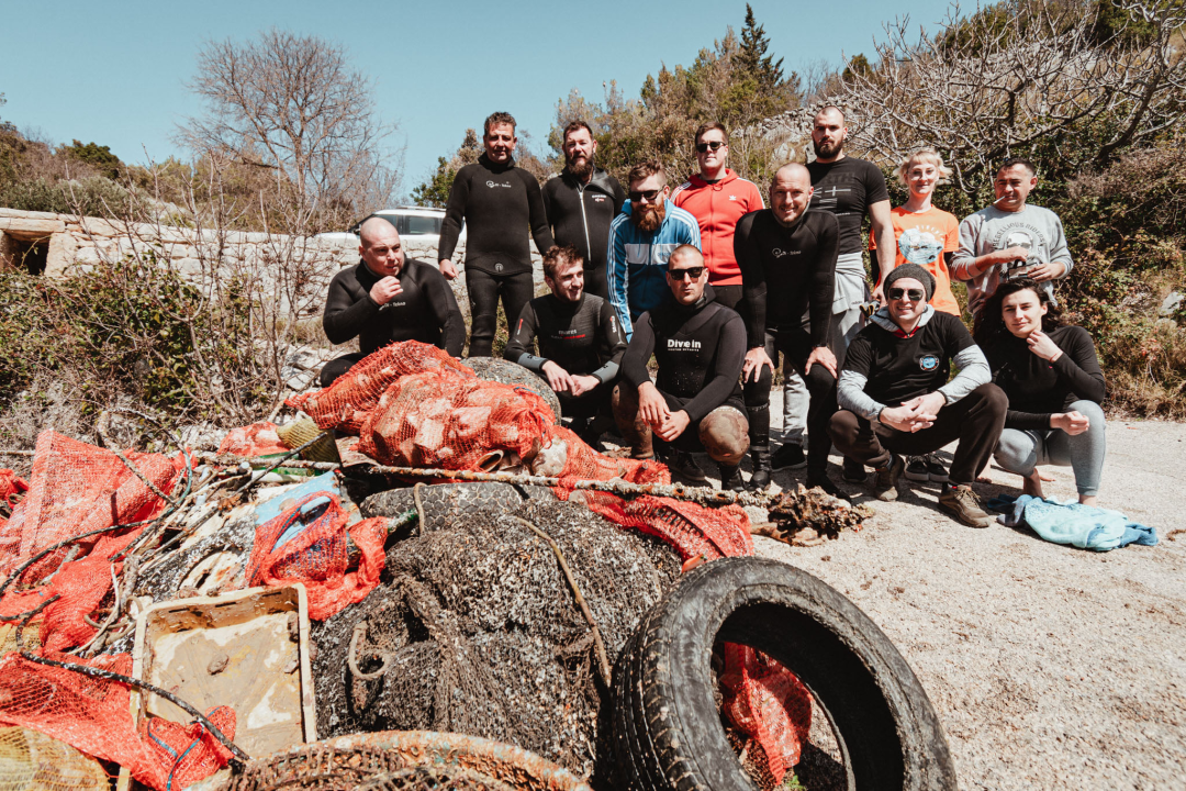 Odrađena akcija čišćenja podmorja i plaže u Zatonu: 'Mislim da smo izvadili oko 3-4 tone, ali ima toga još'  
