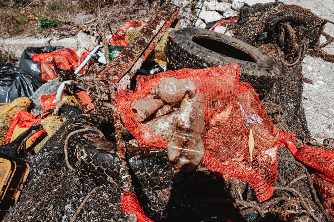 Odrađena akcija čišćenja podmorja i plaže u Zatonu: 'Mislim da smo izvadili oko 3-4 tone, ali ima toga još'  