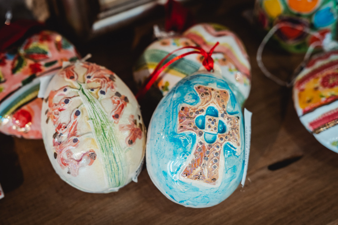 U Galeriji Juraj Dalmatinac potražite umjetnine Vaska Lipovca i Dragice Cvek Jordan po sniženoj cijeni