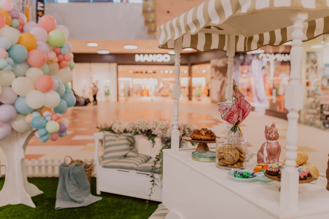 Dođi s obitelji, slikaj se na uskrsnom setu i čeka te profesionalna fotografija na poklon!