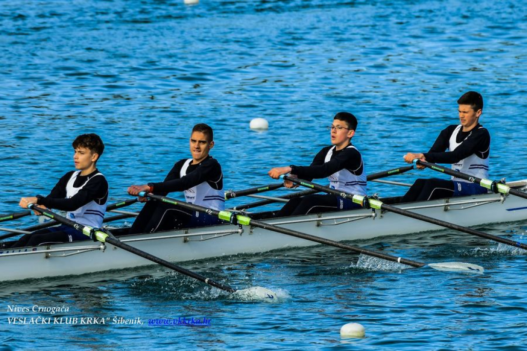 Veslački klub Krka na međunarodnoj regati u Zagrebu osvojio niz medalja