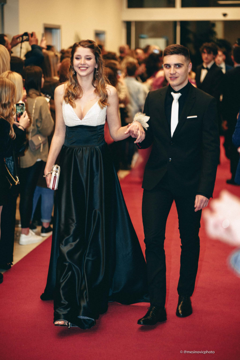 Učenici Medicinske škole u večeri koju će pamtiti do kraja života (1. dio)