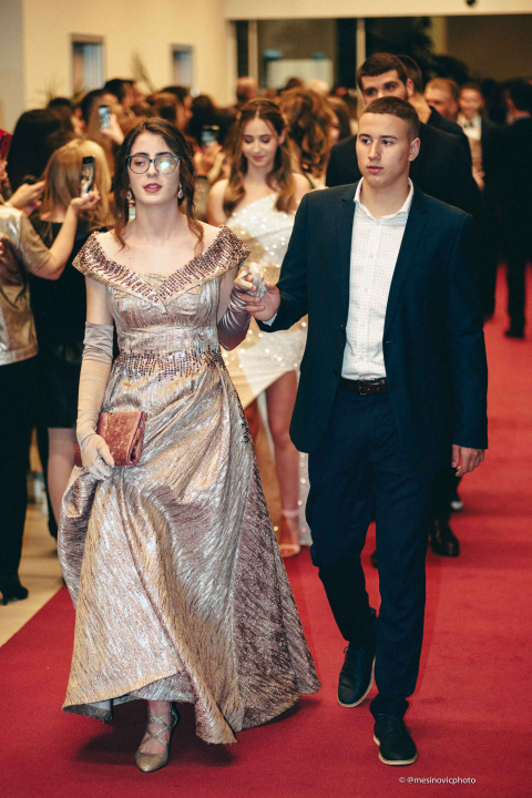 Učenici Medicinske škole u večeri koju će pamtiti do kraja života (2. dio)