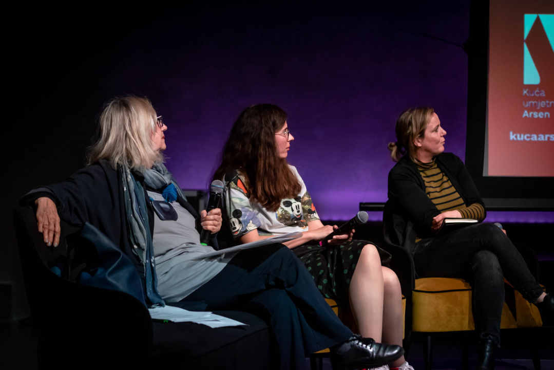 Tribina o feminizmu u Arsenu: 'Već je velika stvar što se o ovoj temi priča u Šibeniku' 