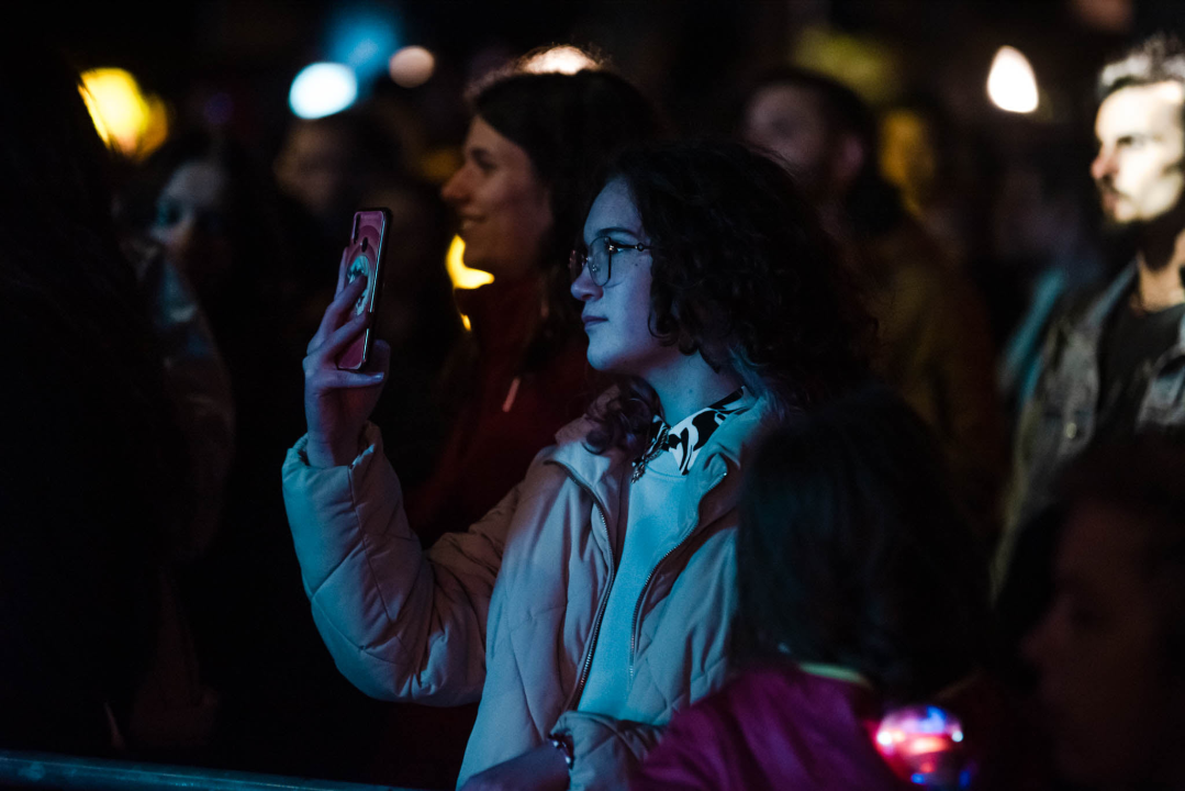 Sjajna atmosfera na koncertu Elementala: Publika u glas pjevala sve hitove, pogledajte kako je bilo  