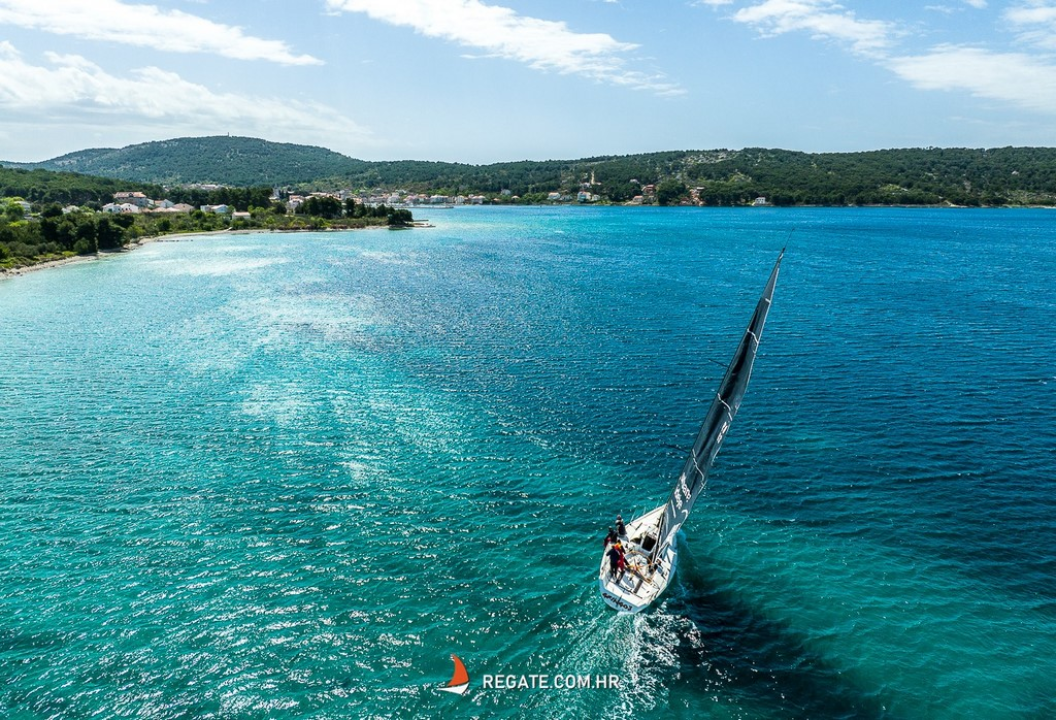 18. Zlarinska regata krstaša: Ukupni pobjednik je posada Gringo 3 iz Zadra