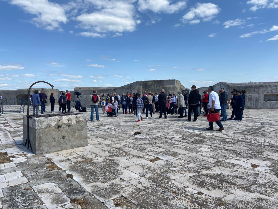 Otvorena sezona na sv. Nikoli: Tvrđavu posjetila ekipa iz Glazbene škole