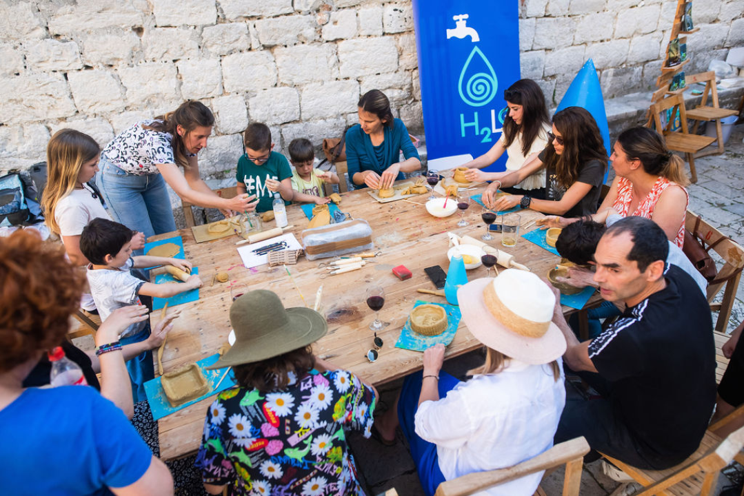Brojni Šibenčani u četvrtak 'okupirali' Malu ložu, a sve zbog jedne česme