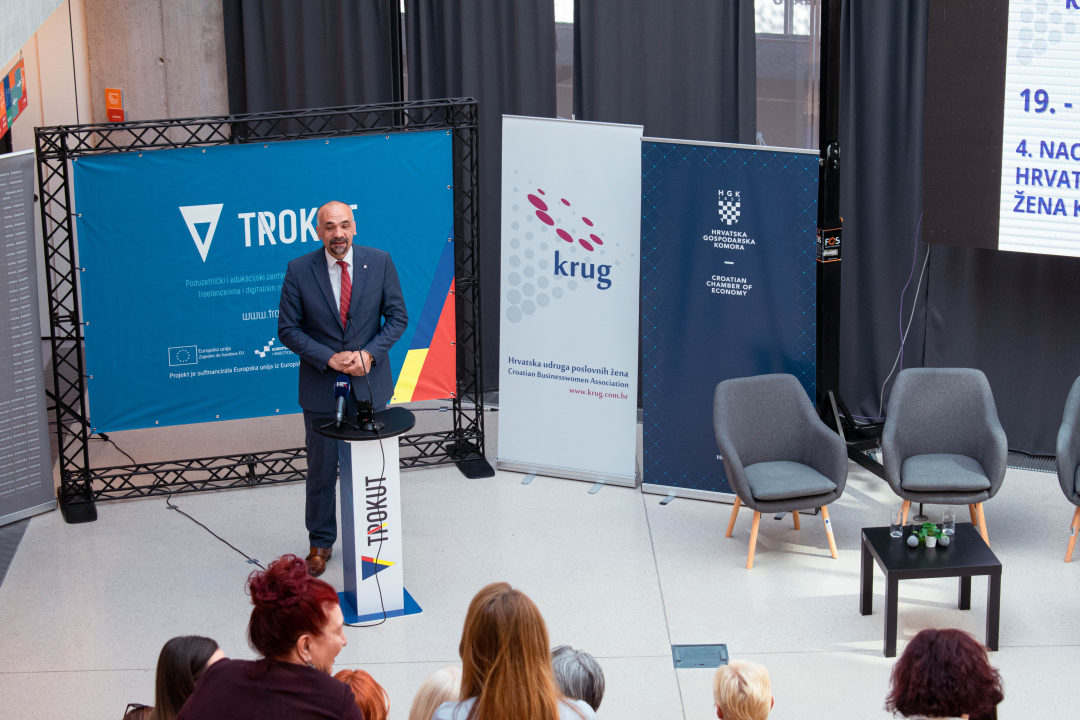 U Trokutu dodijeljene godišnje nagrade Hrvatske udruge poslovnih žena Krug
