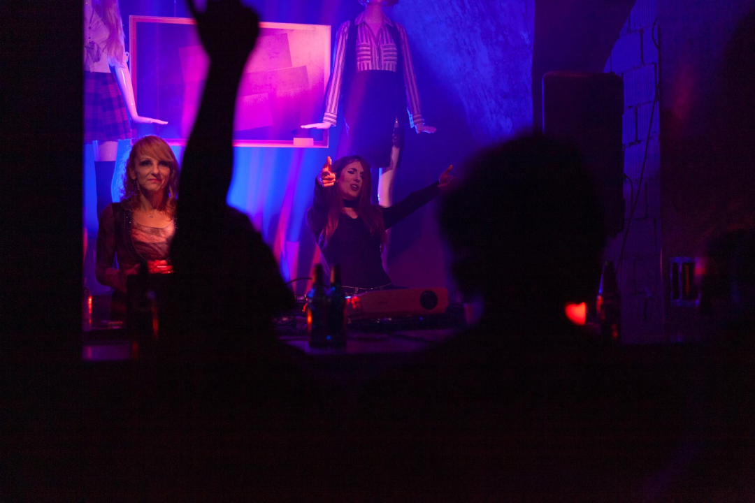 Večeras je zadnja tura ‘muzike za sve’ u Tunelu prije ljeta: She J &amp; Stella najavljuju odličan štimung