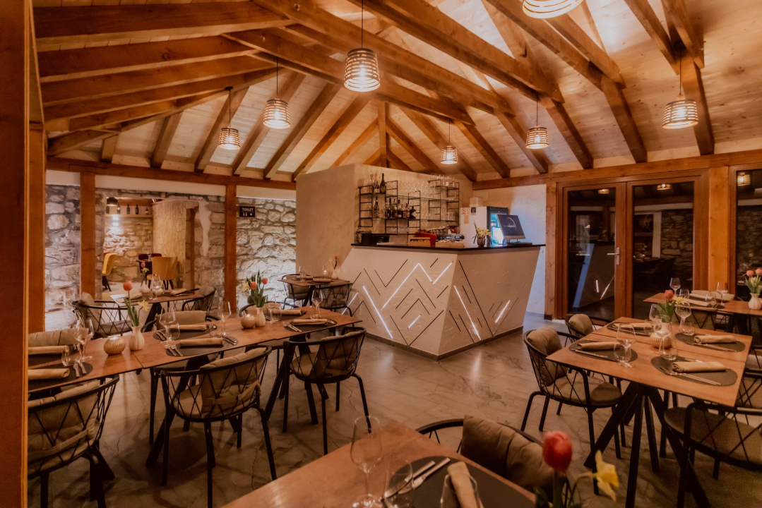 Konoba Campanelo otvorila je terasu s najljepšim pogledom uz gostovanje Melkiora Bašića!