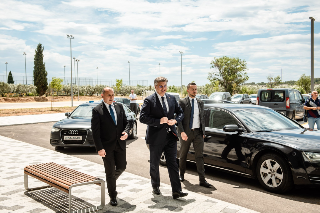 Premijer Plenković otvorio Veteranski centar u Šibeniku: 'Ovo izgleda moćno' 