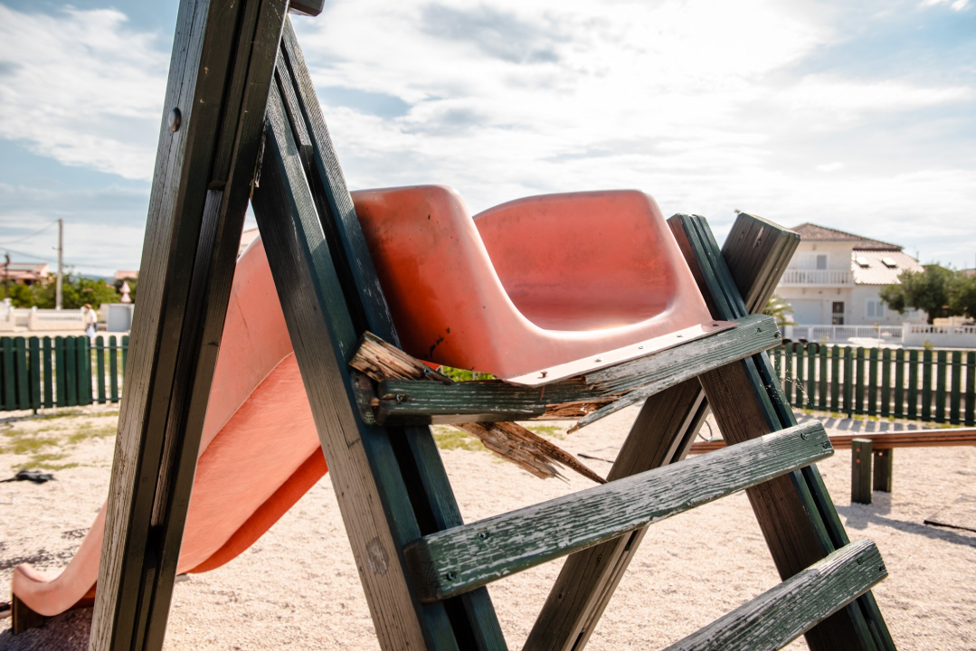Novi tobogan, ljuljačka, klackalica…: Uskoro kreće obnova dječjeg igrališta u Zablaću 