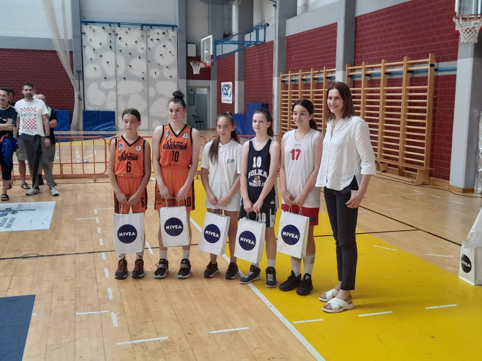 Mladi šibenski košarkaši i košarkašice pomeli konkurenciju i stigli do naslova prvaka Hrvatske!