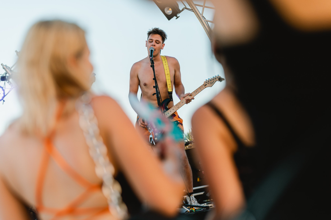 Let's Rock na Mihovilu otvorio sezonu festivala, pogledajte kako je bilo sinoć