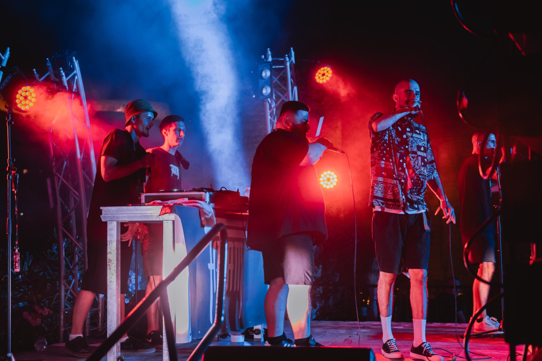 Let's Rock na Mihovilu otvorio sezonu festivala, pogledajte kako je bilo sinoć