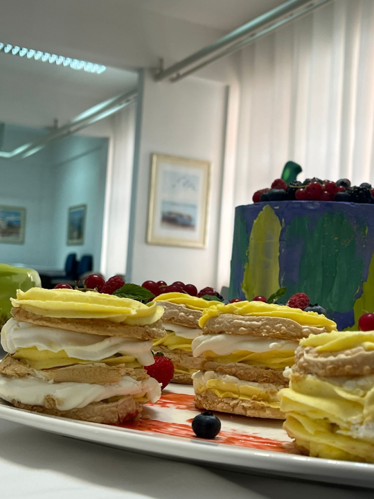 Polaznici POU Šibenik uspješno završili program prekvalifikacije za kuhare, konobare, pekare i slastičare!