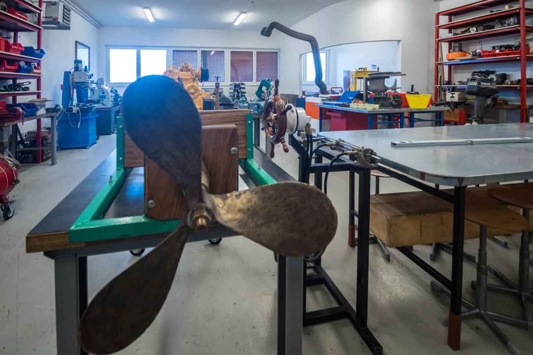 Ako želite lako pronaći posao uz dobru plaću, upišite Industrijsko-obrtničku školu!