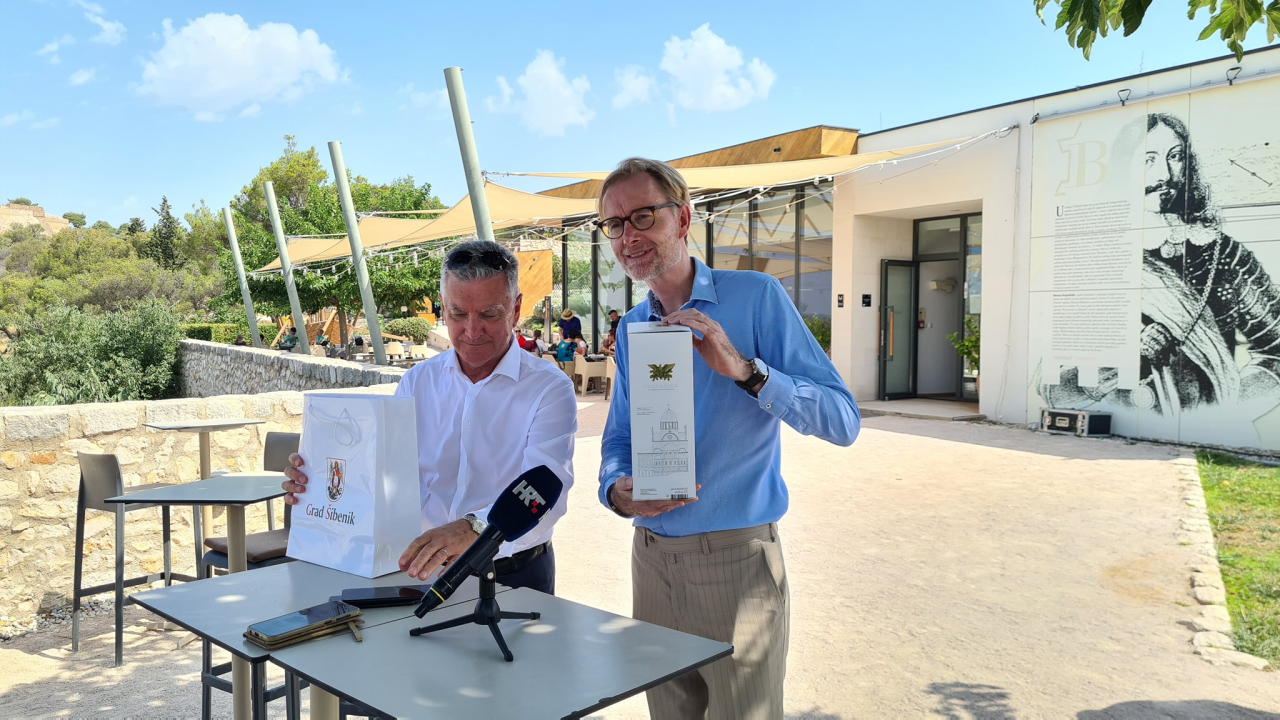 Burić: 'Ulaskom u eurozonu Šibenik vidi svoju šansu za razvojem u svim segmentima'