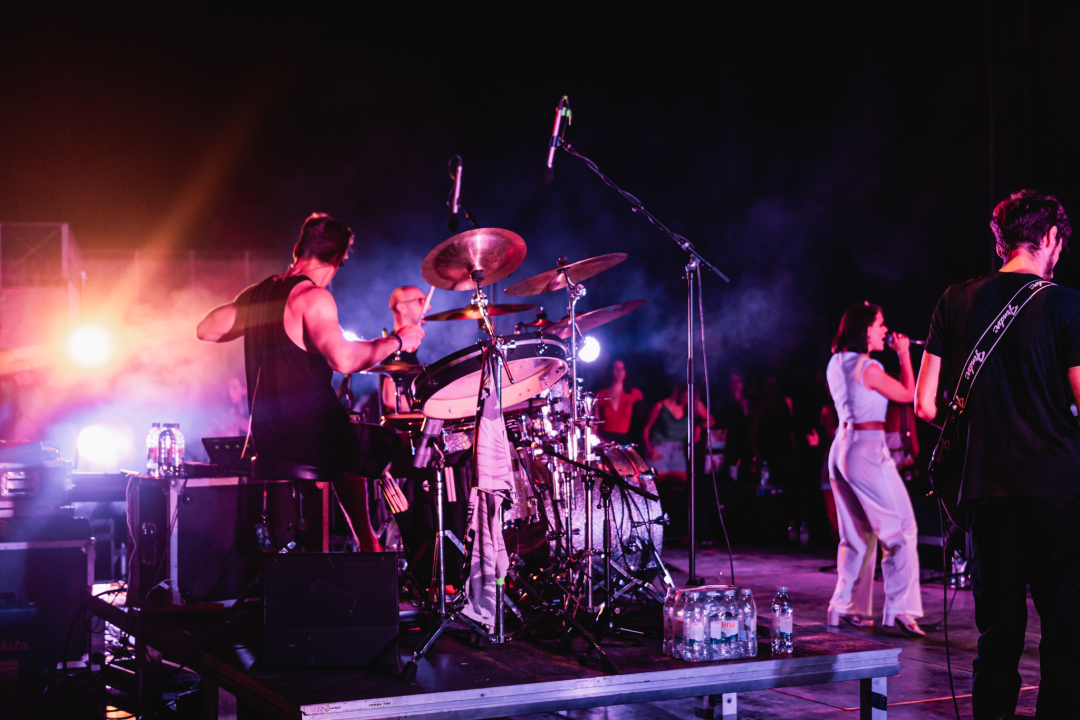 Odličan plesnjak na sv.Mihovilu uz Matiju Cveka, delirij nastao kad mu se pridružila Eni Jurišić