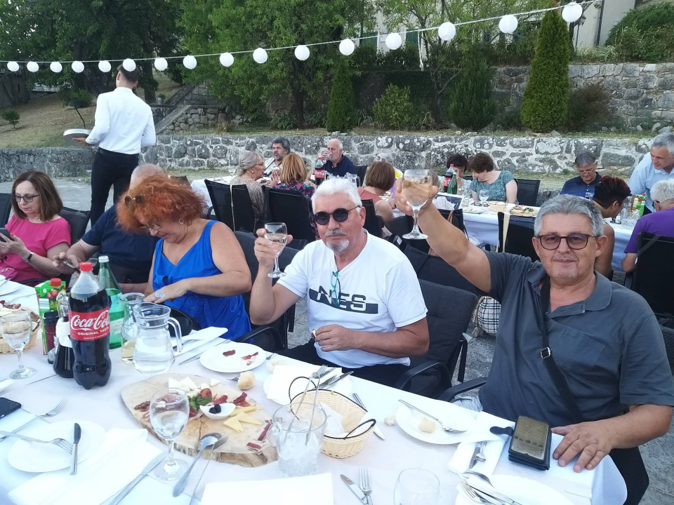 Kninski maturanti proslavili 45. godišnjicu mature