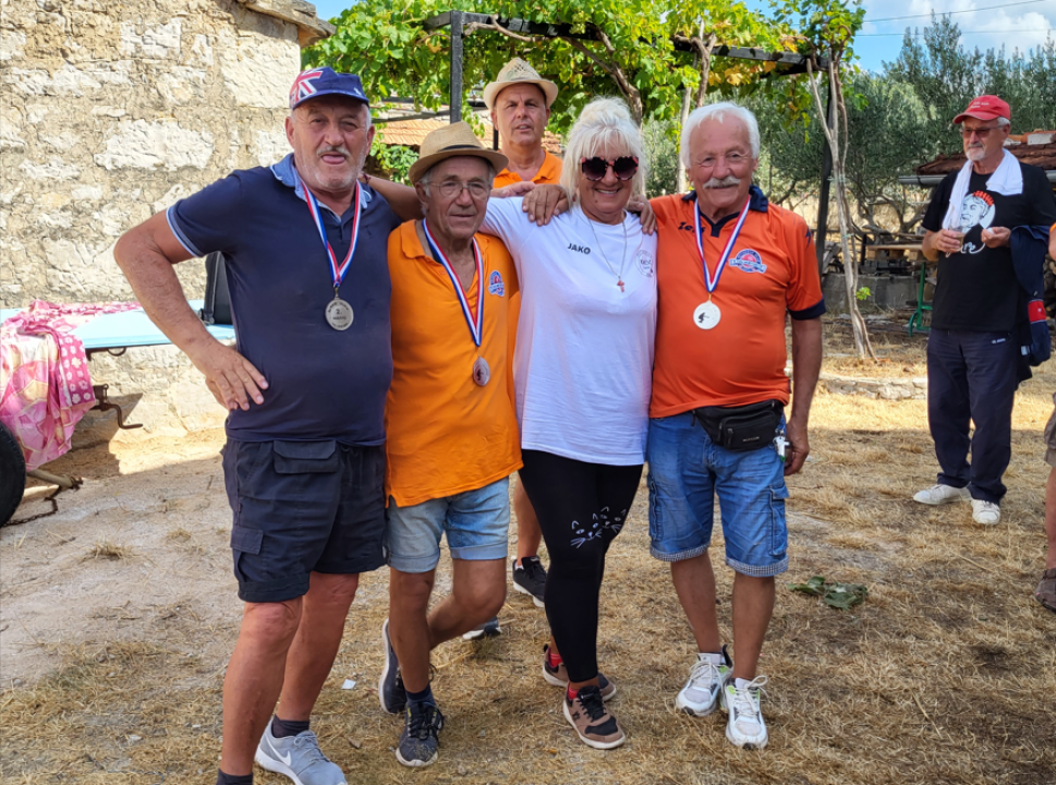  Petanka klub Dalmatino pobjednik turnira 'Oluja' u disciplini 'Trojke' 