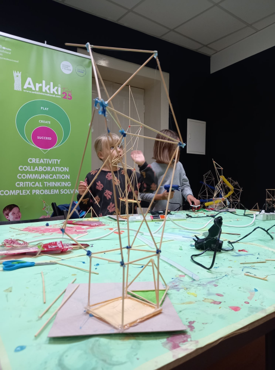 Pružite vašoj djeci najinovativniji program edukacije upisom u arhitektonsku školu Arkki! 