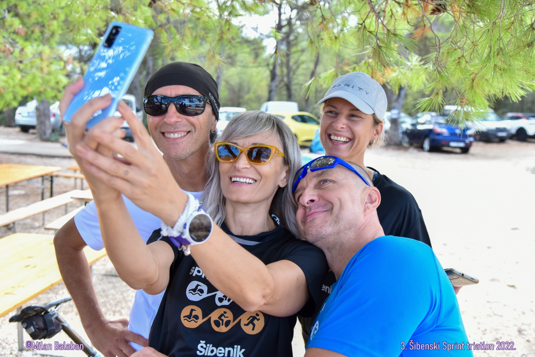 Završen treći po redu Šibenski triatlon u kanalu sv. Ante: Evo tko su pobjednici 