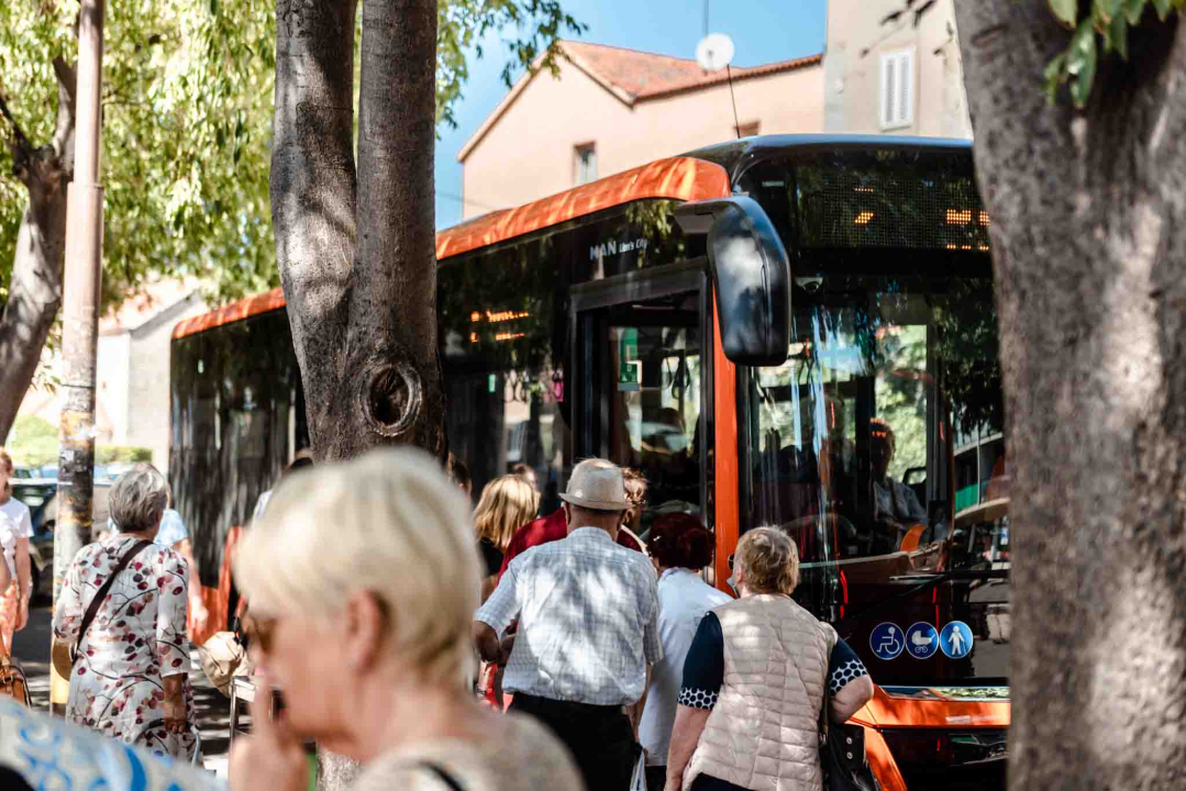 Otkrijte sve prednosti korištenja javnog gradskog prijevoza!