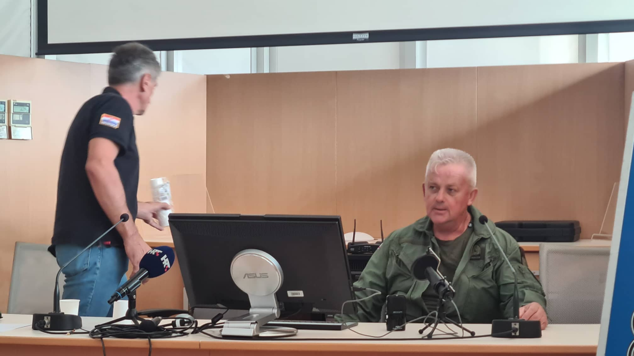 U knjižnici održana tribina o spomen-području vojne povijesti Ruža hrvatska Žirje, večeras bakljada na tri lokacije