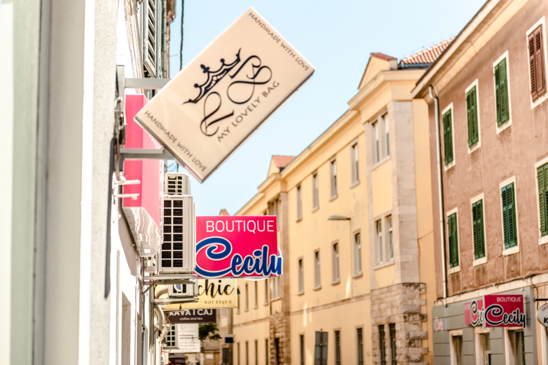 Pronađite neodoljive i trendi komade nove kolekcije butika Cecily! 