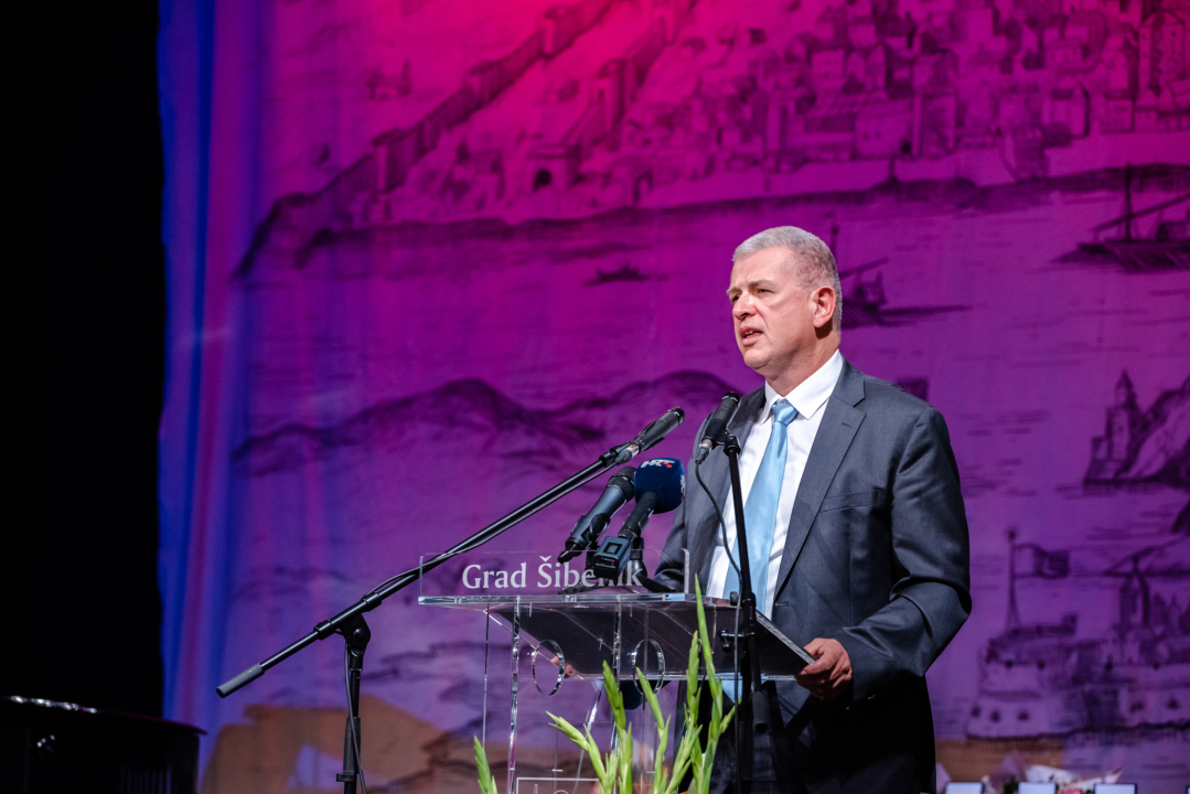 Ivo Mikuličin dobio nagradu Grada za životno djelo: 'Priznajem, infišan sam u Šibenik' 