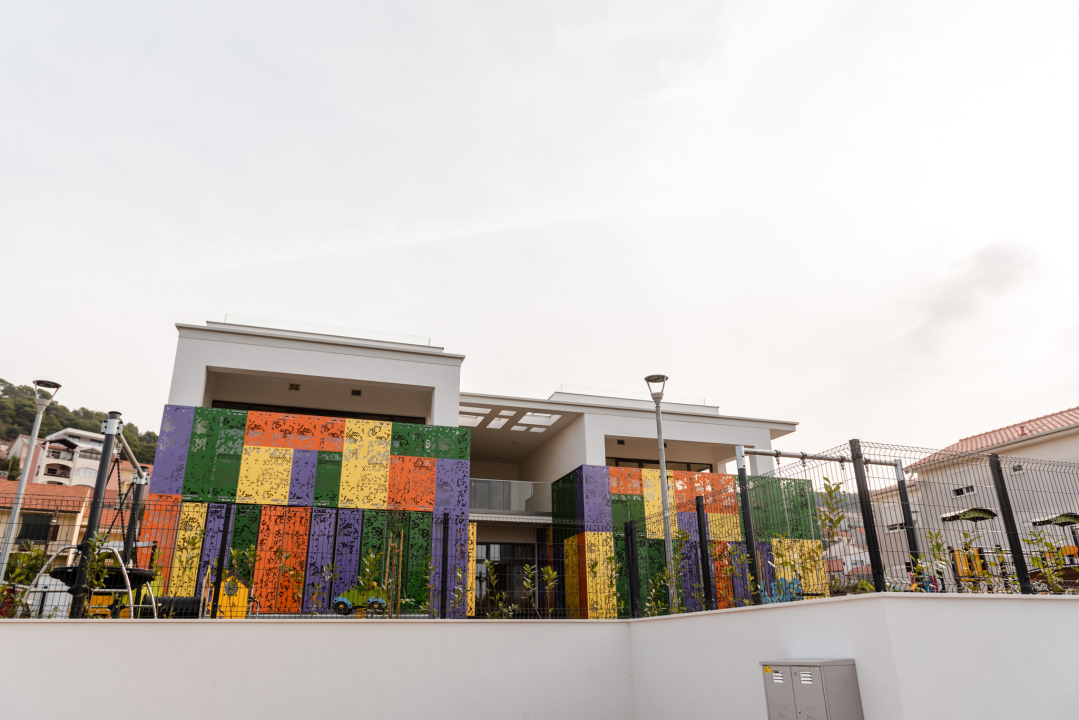 Djeca u Ljubicu neće još 45 dana: Treba zamijeniti 300 kvadrata poda po naputku inspekcije