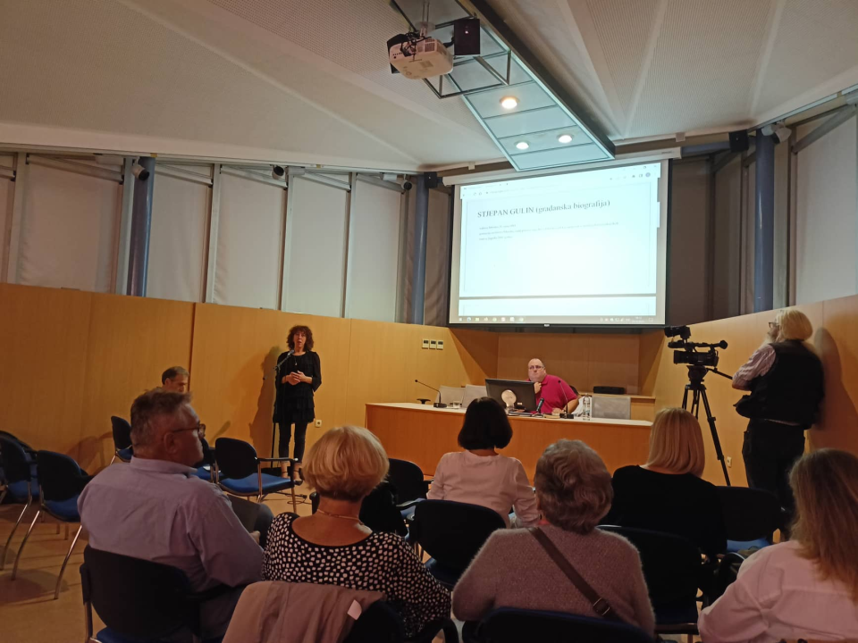 U knjižnici održana pjesnička večer posvećena Stjepanu Gulinu