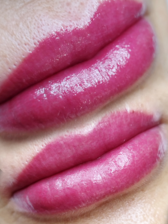 Iskoristite popust na trajnu šminku kod izvrsne kozmetičarke Jelene Radak! 