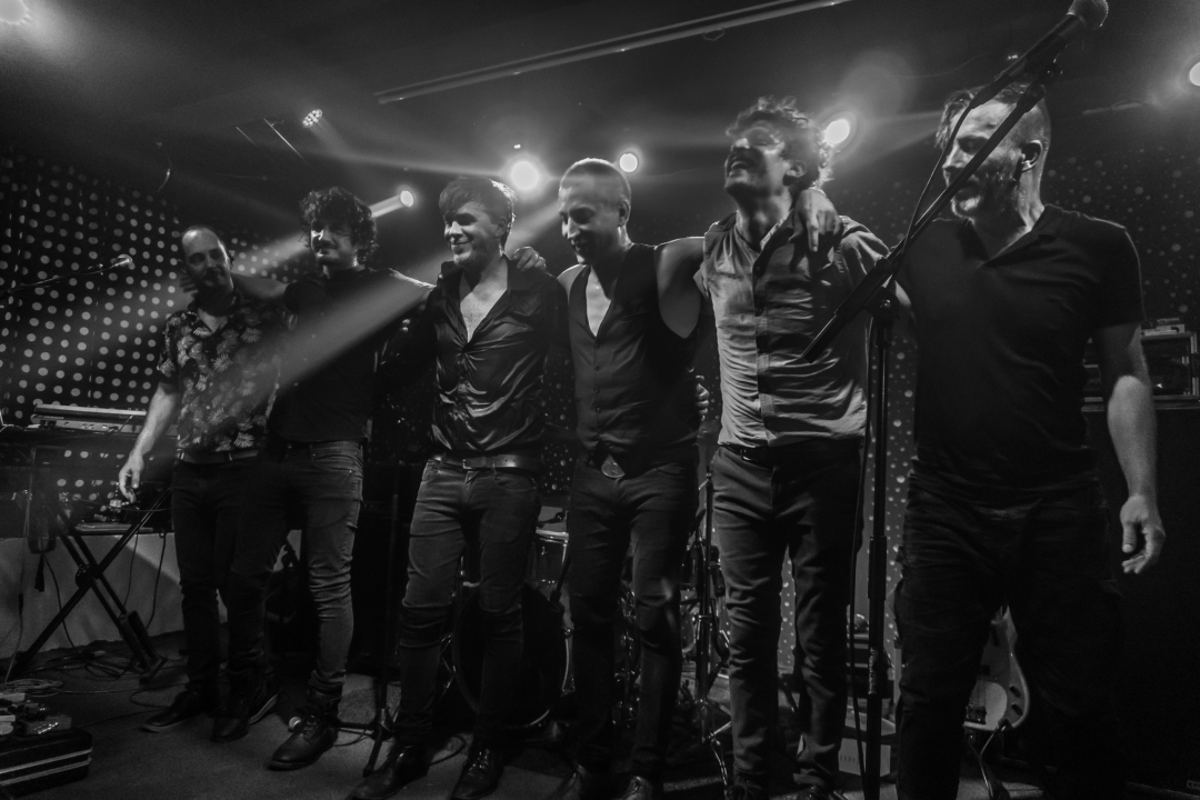 Jonathan rasprodao Azimut, pogledajte kako je bilo na energičnoj svirci riječkih rockera