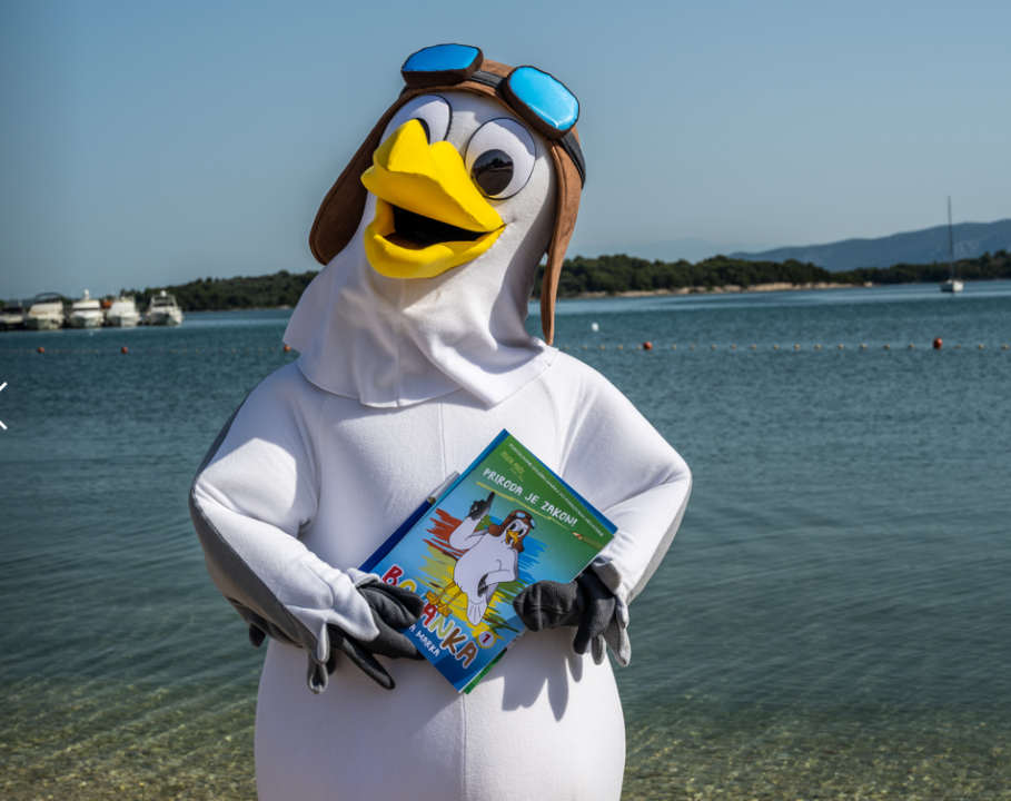 Martina je biologinja koja je postala spisateljica, a ona i njezin galeb Marko sada su 'odletjeli' na Interliber