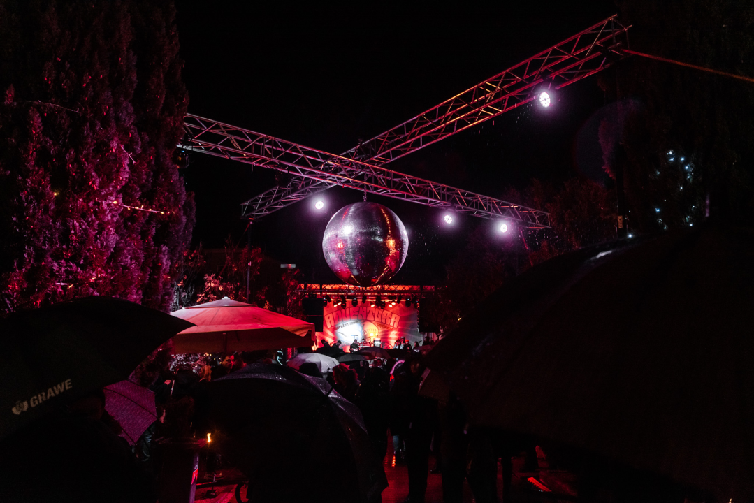 Počela je Adventura u đardinu: Pljuštalo je, ali uz Madre Badessu lakše se izdrži