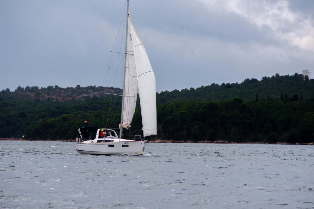 Ukupni pobjednik Šibenske regate krstaša je posada Gringa iz zadarskog JK Uskok