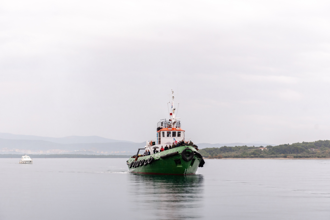 Kod Zlarina u more položen vijenac u čast svih poginulih i nestalih hrvatskih pomoraca