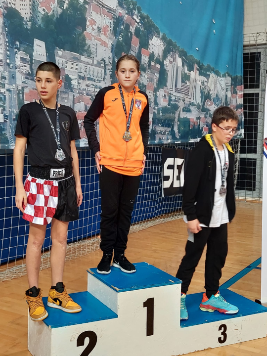 Kickboxing klub Dalmatino Šibenik osvojio sedam medalja na međunarodnom turniru