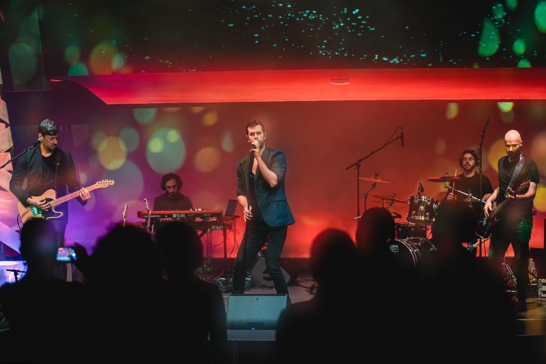 Boris Štok šarmirao i rasplesao, većinom žensku publiku u Arsenu