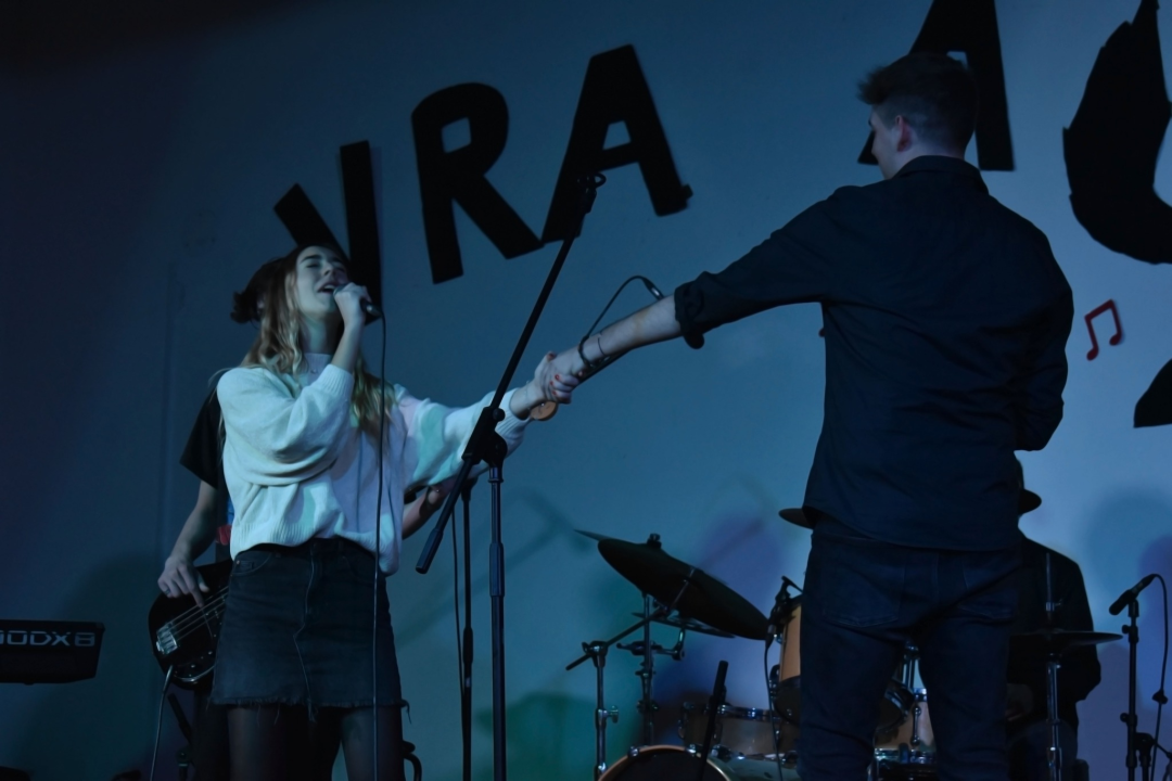 Grupa Freston pobjednici gimnazijske Vrane, publiku rasplesali Kuzma i Shaka Zulu