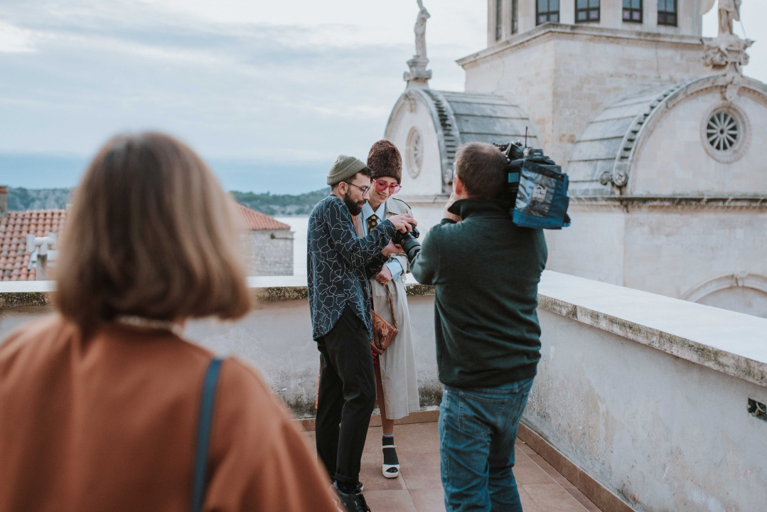 Doček Nove godine sa svjetskom clubbing ikonom najavljen sjajnim streetstyle editorijalom