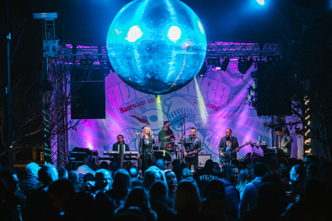 Rockfellersi koncertom u Parkiću zaključili Adventuru 