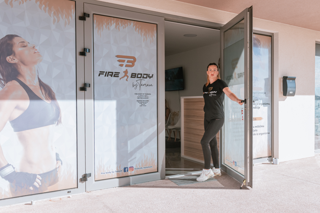 Posjetite konobu Brošćica u Tisnom i uživajte u njihovim ukusnim specijalitetima! 