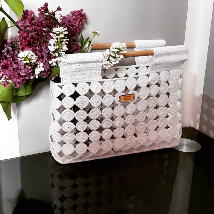 Šibenčanki Antoniji Galić kukičanje je najbolje sredstvo za smirenje, a pokrenula je i brend koji je osvojio žene