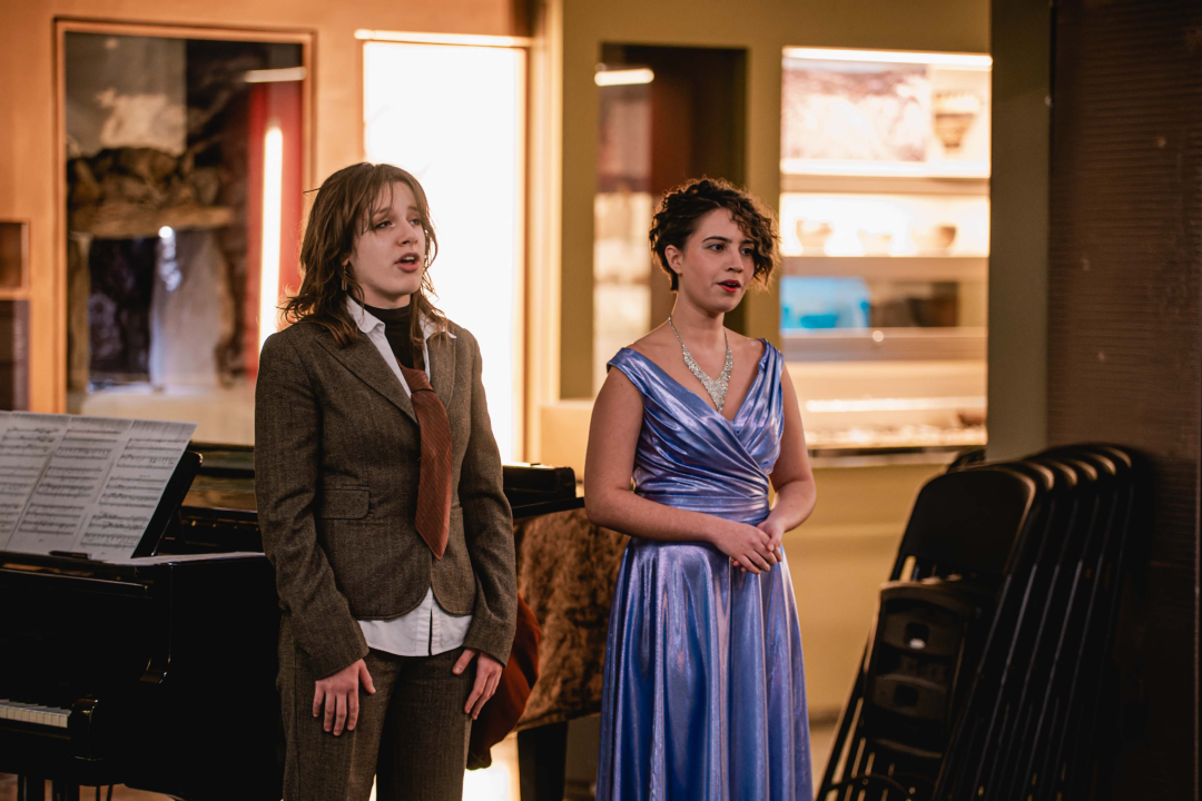 Učenici u muzeju pjevali Lukačića i predstavili šibenske galete dok su trkači ‘Zagrlili grad’