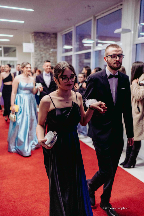 Zavirite na blještavi maturalni ples Turističko-ugostiteljske škole Šibenik (2)